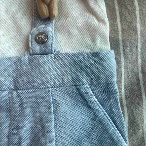 Nicholas & Bears Baby Onesie, Size 9m - Picture 4 of 7